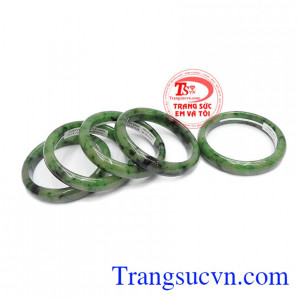 Có nhiều mẫu mã để bạn lựa chọn