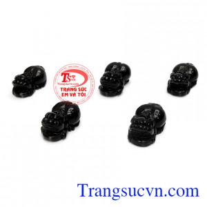 Nếu bạn thuộc hai mệnh này thạch anh khói sẽ giống như bùa hộ mệnh giúp bạn luôn gặp nhiều may mắn và tự tin trong cuộc sống