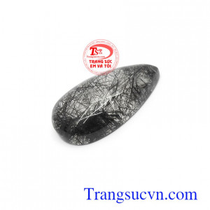 Ngoài ra, thạch anh tóc đen còn giúp người đeo hoà đồng với mọi người, xoá đi sự sợ hãi, gặp được nhiều may mắn, vui vẻ và luôn lạc quan