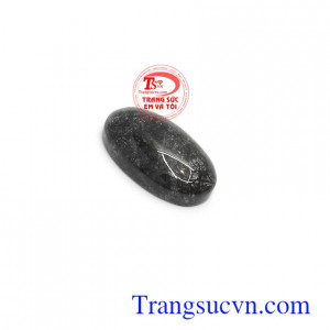 Mặt thạch anh tóc đen quyền lực có tác dụng rất tốt trong phong thủy, giúp người đeo gặp nhiều may mắn, tài lộc và thành công trong cuộc sống