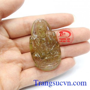 Phật bà quan âm mang nét mặt từ bi, hiền hậu, khi nhìn vào có cảm giác dễ chịu, an lành