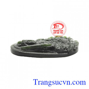 Phật bản mệnh giúp học hành được thành tựu, sự nghiệp thuận lợi, hôn nhân hoà hợp và giúp người dùng thoát khỏi sự quấy nhiễu của phiền não