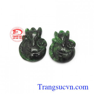 Mặt Hồ ly phỉ thúy bình an là món quà đặc biệt ý nghĩa dành tặng người bạn yêu thương.