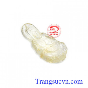 Mặt Phật bà thạch anh tóc thịnh vượng là biểu tượng của điềm lành, lòng từ bi bác ái, hướng thiện, hướng Phật, hoá hung khí, đem lại bình an, giải trừ tai ách cho gia chủ