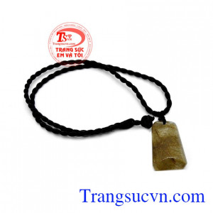 Mặt dây thạch anh tóc hưng thịnh vẻ đẹp từ thiên nhiên ban tặng