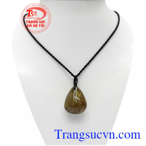 Mặt dây thạch anh tóc công danh có giấy kiểm định đá thiên nhiên, sản phẩm đá thạch anh tóc mang nguồn năng lượng tốt