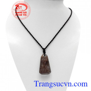 Mặt dây thạch anh tóc nâu là sản phẩm đá tự nhiên, có giấy kiểm định đá tự nhiên