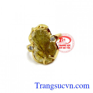 Thạch anh tóc vàng giúp tăng cường trí nhớ, giảm căng thẳng mệt mỏi