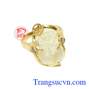 Nhẫn nữ tỳ hưu thạch anh vàng đẹp được chế tác từ thạch anh vàng thiên nhiên và vàng tây 10k sáng bóng.