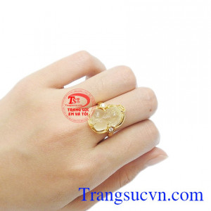 Nhẫn tỳ hưu thích hợp làm quà tặng cho người thân và bạn bè.