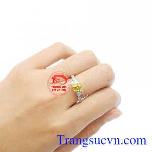 Sản phẩm thiết kế thời trang, hợp phong thủy.