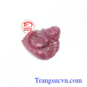 Mặt phật di lặc ruby là biểu tượng của hạnh phúc, vui vẻ và bình an, là lá bùa hộ mệnh cho người đeo