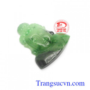 Mặt phật A Di Đà may mắn không chỉ là món đồ trang sức cho người đeo mà còn là lá bùa may mắn mang lại sự bình an, ngài là hiện thân của sự cứu khổ, cứu nạn giúp chúng ta thoát khỏi muộn phiền