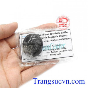 Mặt thạch anh tóc đen hợp phong thủy giúp cho người dùng luôn gặp may mắn, làm ăn phát tài.