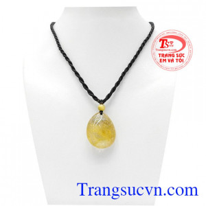 Mặt đá thạch anh tóc vạn thọ mang lại sức khỏe bình an người đeo tránh khỏi bệnh tật