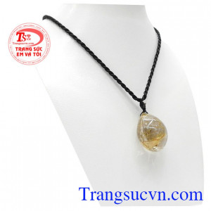 Thạch anh tóc vàng giúp chống lại bùa ngải, xua đuổi ma quỷ