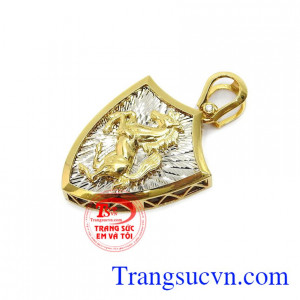 Mặt dây Mã Đáo Thành Công được chế tác từ vàng 18k, bảo hành 12 tháng, giao hàng nhanh trên toàn quốc