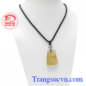 Mặt đá thạch anh tóc vàng đẹp có tác dụng phòng ngừa điều trị một số bệnh như là bệnh thận, đường ruột, hệ thần kinh