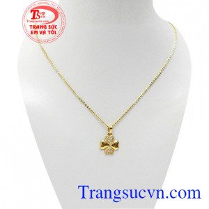 Bộ dây chuyền cỏ 4 lá đẹp là sản phẩm đẹp được các bạn nữ yêu thích, sản phẩm nhỏ xinh nhưng góp phẩn cho phái nữ đẹp hơn