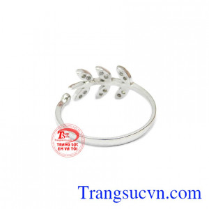 Sản phẩm mang phong cách trẻ trung, cá tính thích hợp với nhiều độ tuổi.