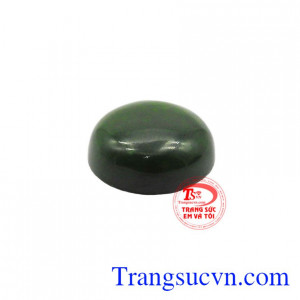 Nephrite có tác dụng tốt với những người bị bệnh dạ dày khi đặt lên vị trí bụng, có tác dụng tốt với phụ nữ về phụ khoa và có khả năng cầm máu tốt.