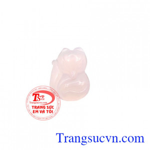 Mặt hồ ly thạch hanh hồng đẹp.