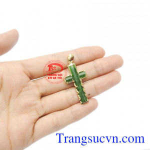 Mặt dây đá quý thiên nhiên đẹp