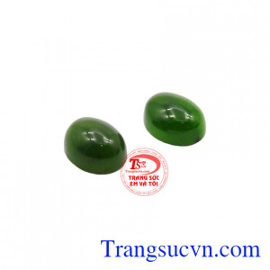 Bên cạnh đó loại đá này còn thể hiện 5 đức tính: Sự rộng lượng, Sự trung thực, Thông thái, Chính trực và Quả cảm