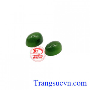 Ngọc bích là biểu tượng của lòng dung cảm, sự khiêm tốn.