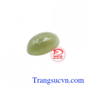 Mặt Nephrite đem lại may mắn và sức khoẻ cho người đeo