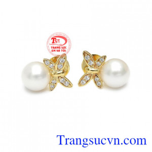 Hoa tai ngọc trai hồ điệp được thiết kế với những đường nét vô cùng tinh tế và quyến rũ. 