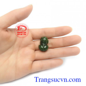 Mặt tỳ hưu ngọc bích tài lộc hanh thông