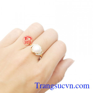 Nhẫn Nữ Ngọc Trai Sang Trọng mang đến vẻ đẹp hoàn hảo cho bạn nữ