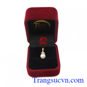 Mặt Dây Ngọc Trai Đẹp Sang Trọng là món đồ trang sức không thể thiếu của phái đẹp