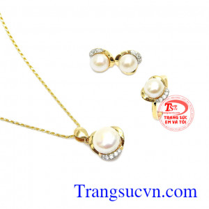 Trang sức tinh tế cho phái đẹp, ngọc trai là tặng phẩm mang vẻ đẹp sang trọng, tinh tế
