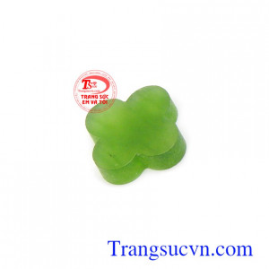Mặt ngọc nephrite bốn lá bình an