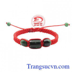 Dây tết Jadeite thịnh vượng được chế tác tinh tế và hợp thời trang