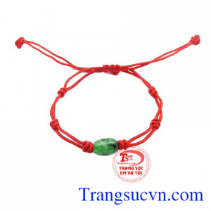 Ngọc cẩm thạch có tác dụng mang đến rất nhiều năng lượng, may mắn, tài lộc, công danh thuận lợi cho người sử dụng