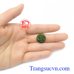 Mặt ngọc bích thiên nhiên màu sắc tươi sáng, chất lượng đảm bảo