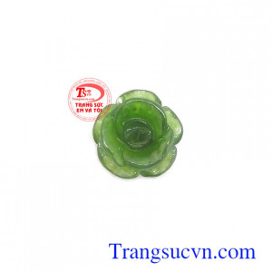 Mặt ngọc nephrite sang trọng chạm khắc đẹp, chất lượng cao, màu sắc ngọc tươi sáng