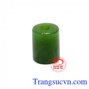Lu Thống Nephrite Đại Cát là sản phẩm đá thiên nhiên, được chạm khắc hình lu thống đẹp