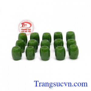 Mặt Ngọc Nephrite có thể làm mặt dây chuyền bọc vàng, lắc tay
