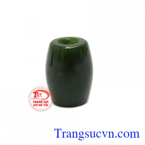Lu Thống Nephrite Thịnh Vượng là sản phẩm lu thống đẹp được chế tác từ ngọc cẩm thạch thiên nhiên