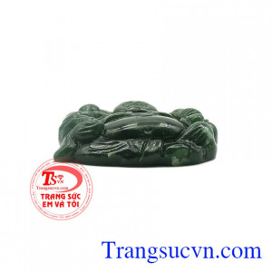 Mặt Phật Di Lặc có thể được dùng làm mặt dây chuyền, phù hợp để làm quà tặng cho người thân bạn bè.