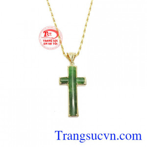 Sản phẩm kết hợp vàng tây và ngọc cẩm thạch thiên nhiên mang đến sự sang trọng và đẳng cấp.