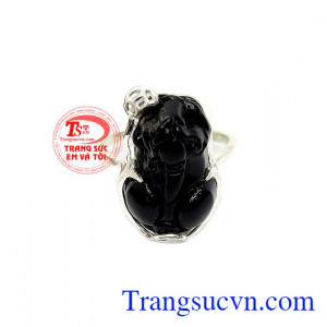 Tỳ hưu còn có thể hóa giải sát khí, trừ tà, mang lại khí vận giúp chủ nhân