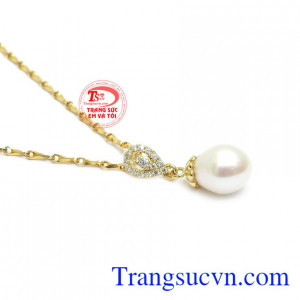 Ngọc trai được coi là biểu tượng của sắc đẹp, thịnh vượng.