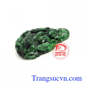 Ngọc cẩm thạch được coi là vật thể hiện đẳng cấp và tầng lớp thượng lưu của người sở hữu