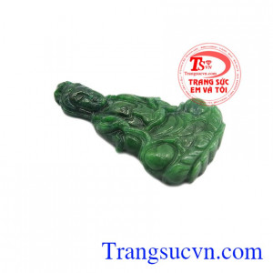 Theo các nhà dược lý học Trung Quốc và Tây Tạng cho rằng, cẩm thạch có khả năng làm cân bằng năng lượng sinh học của con người,