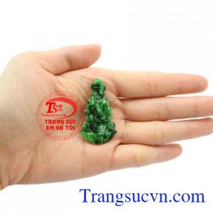 Mặt Phật Quan Âm cẩm thạch có thể làm quà tặng cho người thân, bạn bè.